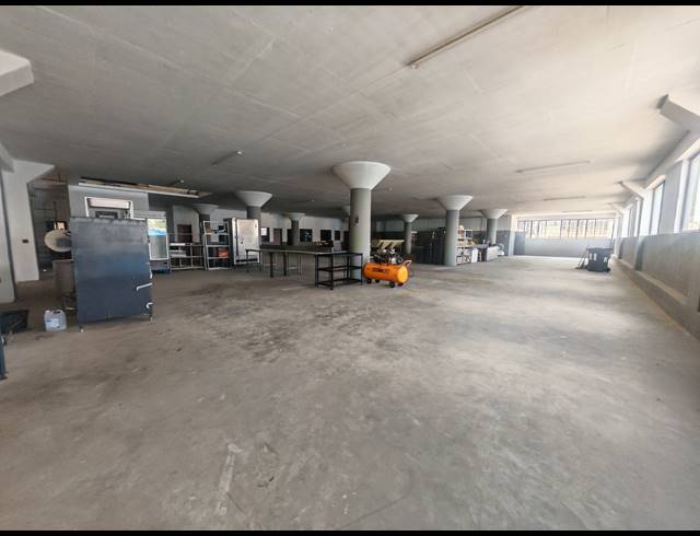 2,289M² WAREHOUSE FOR SALE IN OPHIRTON